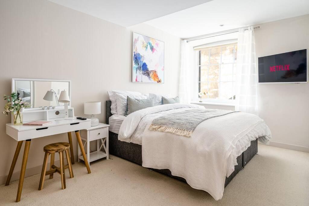 Stunning 2 Bedroom Apartment In Converted Chapel Bath Eksteriør billede